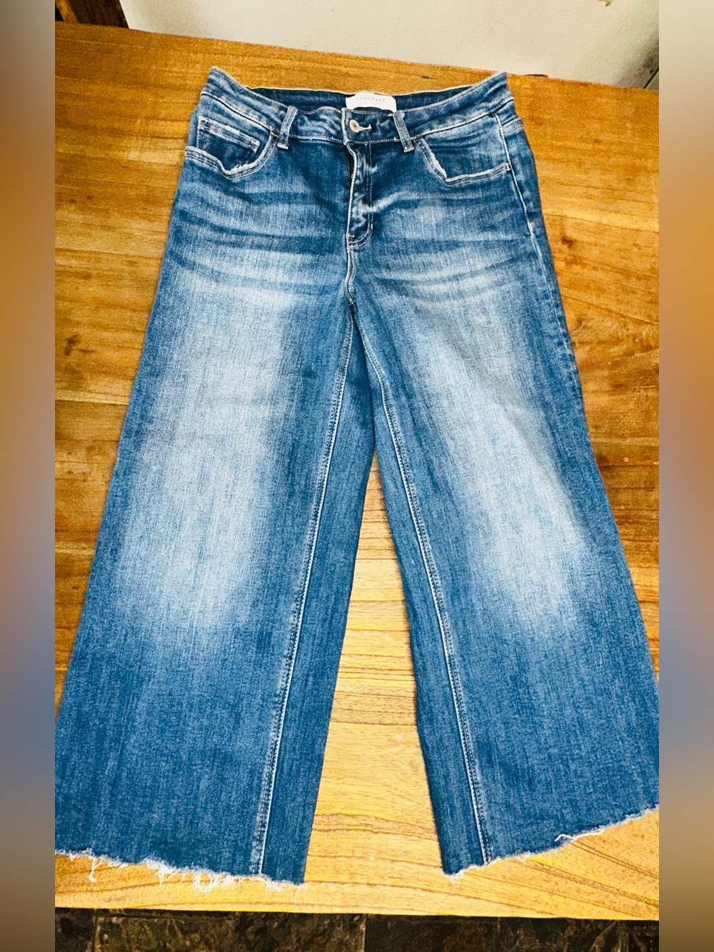 Wide Leg Crop Jeans in Medium Blue Denim - Women Size: 29/9
